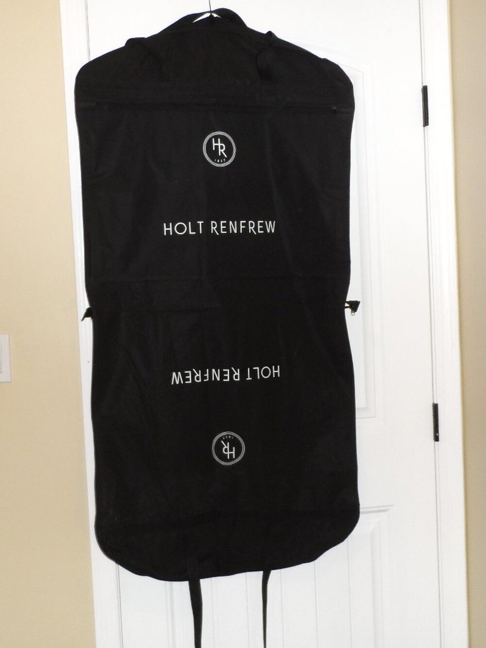 Holt Renfrew - Black Garment Bag